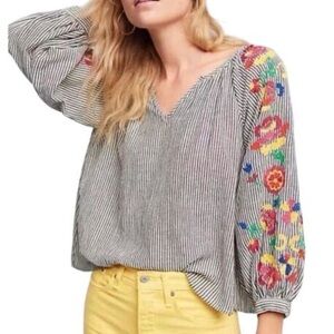 Anthropologie Floreat Soleil Embroidered Floral Peasant Top 100% cotton